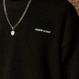 MORE AMOR OVERSIZE SWEATER BLACK