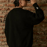 MORE AMOR OVERSIZE SWEATER BLACK