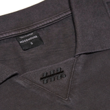 HOOD HOUSE ESSENTIAL PIGMENT BLACK POLO