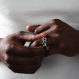 TWOJEYS ICON ENAMELED SINGLE BLK SILVER RING